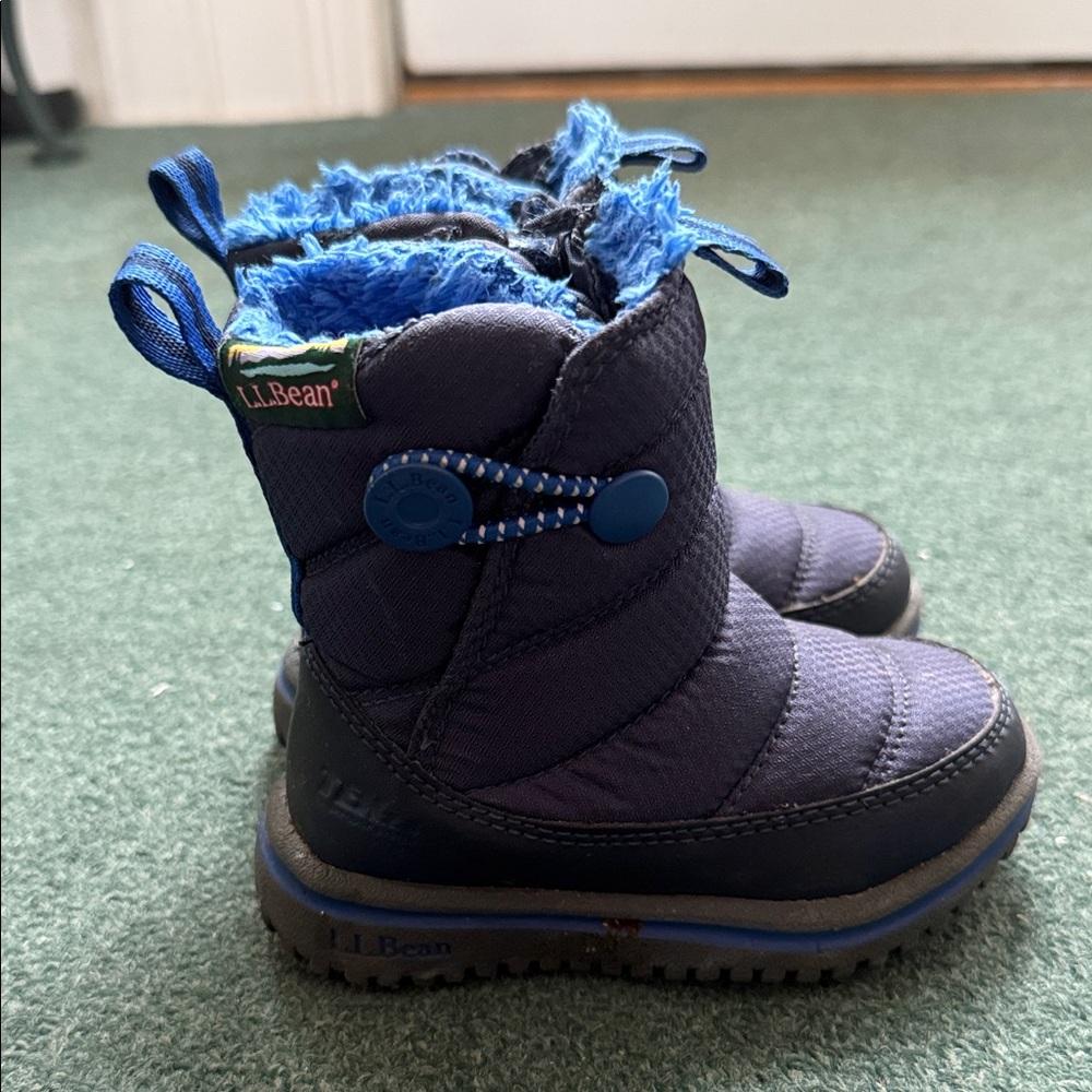 L.L. Bean toddler Navy and Blue Snow Boots